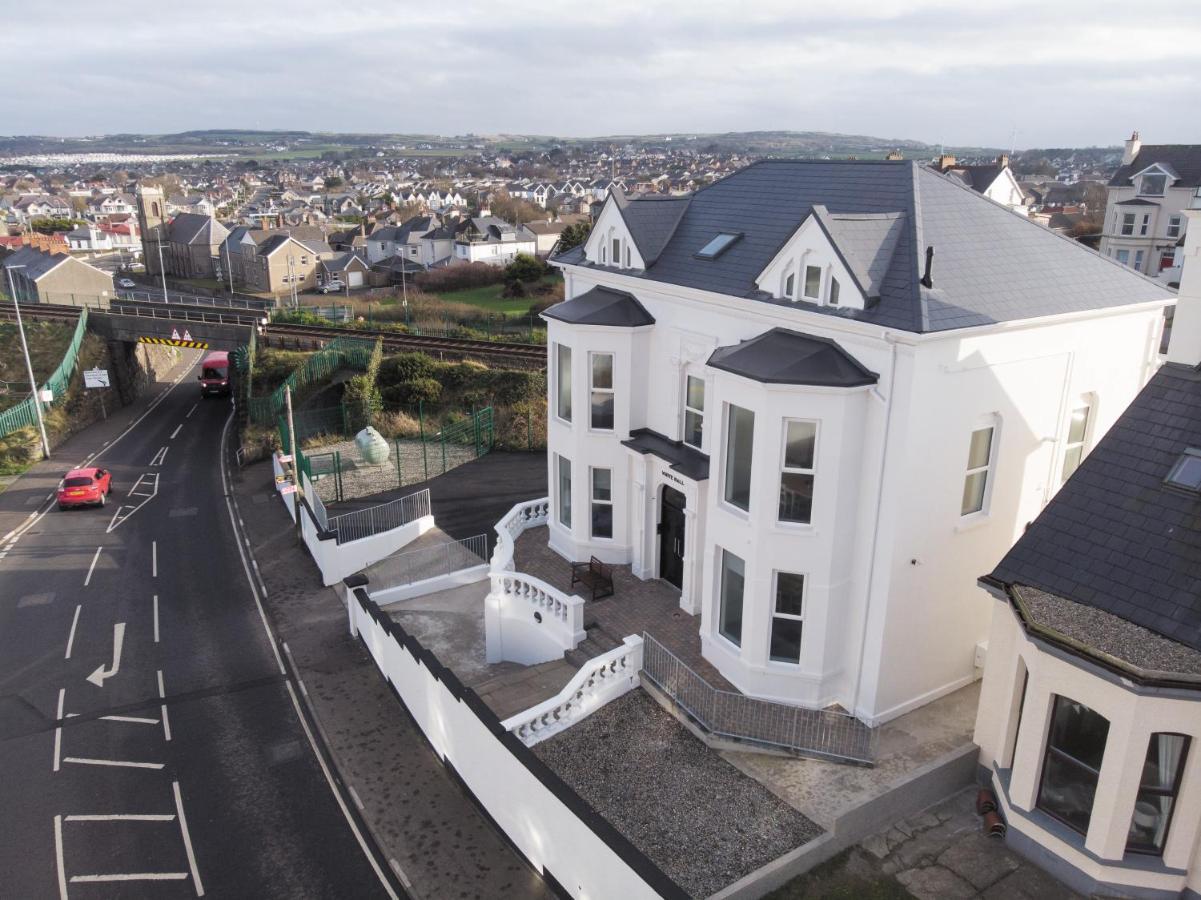 White Hall Portrush Bagian luar foto
