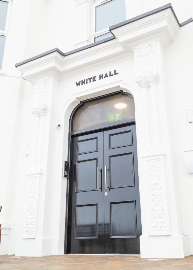 White Hall Portrush Bagian luar foto