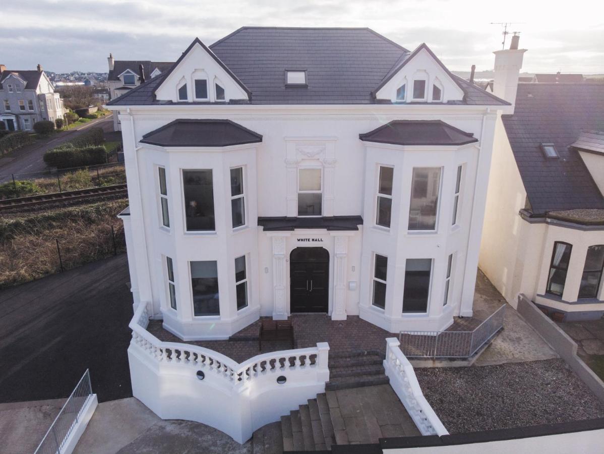 White Hall Portrush Bagian luar foto