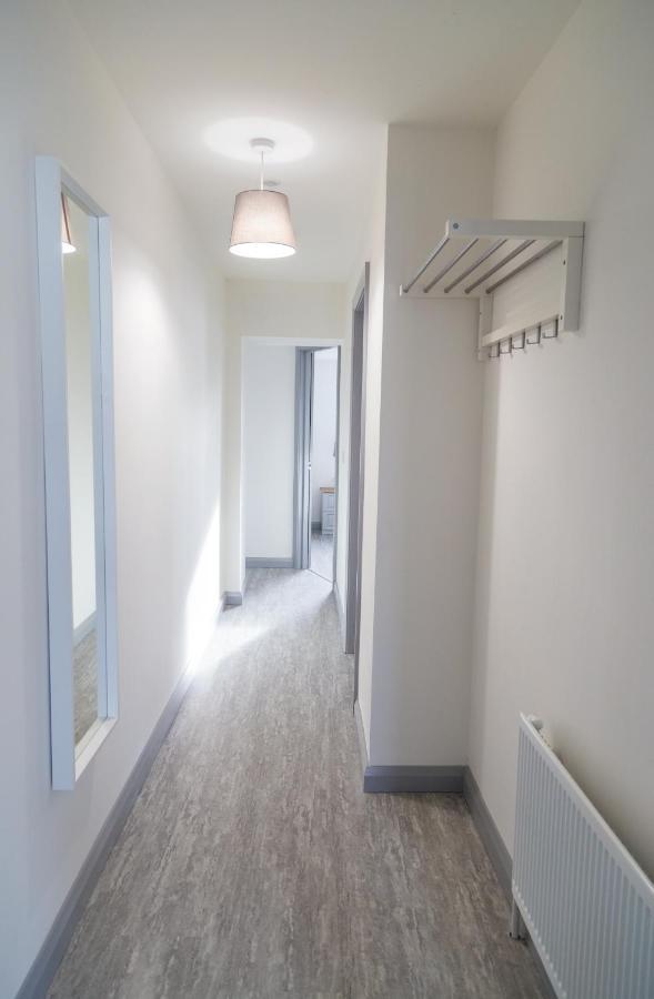 White Hall Portrush Bagian luar foto